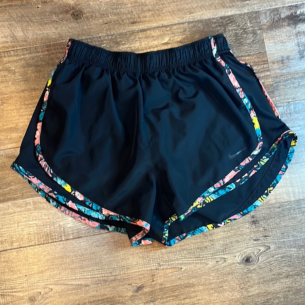 Nike Dr-Fit Women’s Running Shorts Size Medium